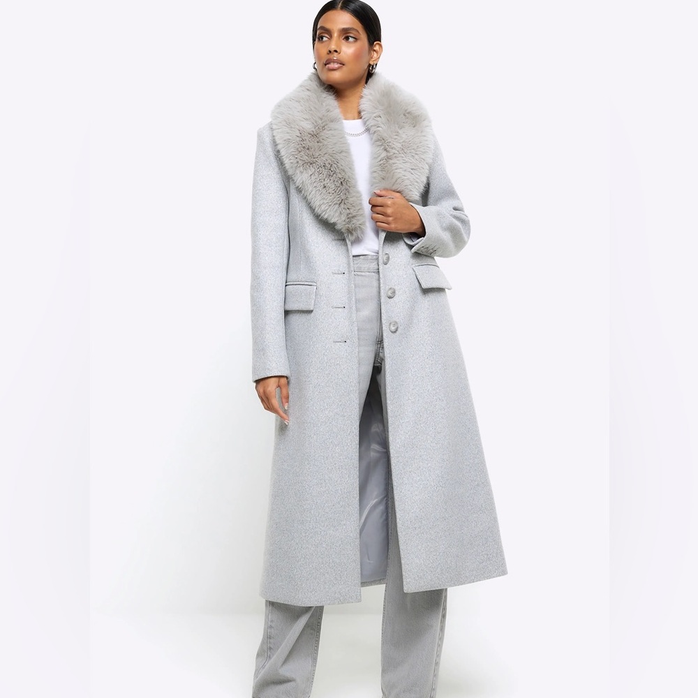 Rare River Island Grey Coat with Fur Collar
